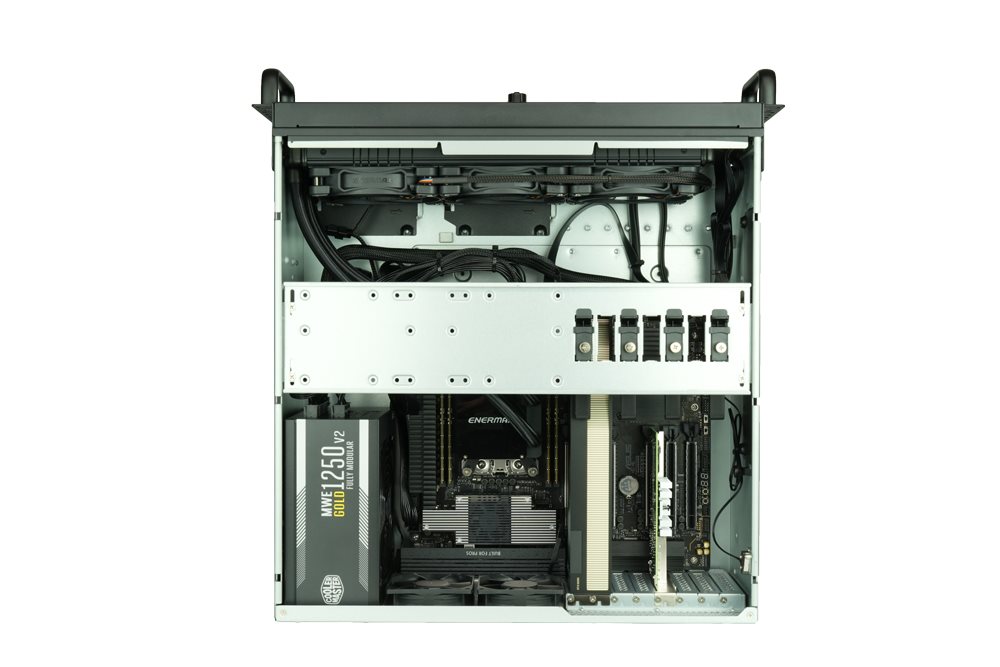 TERRA WORKSTATION 7700RM +++
